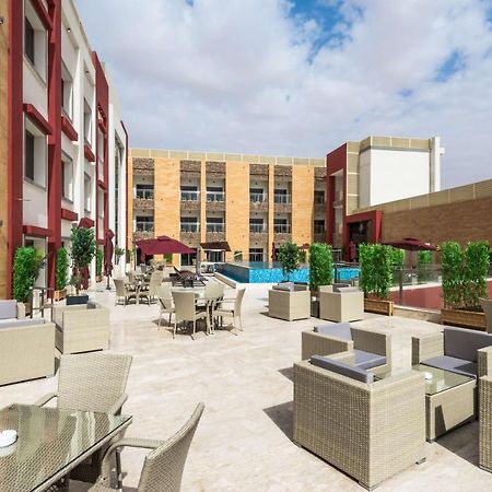Best Western Plus Al Qurayyat City Center מראה חיצוני תמונה