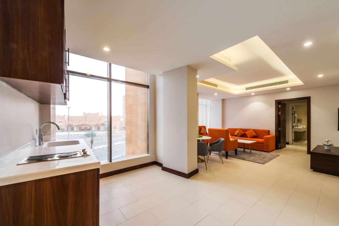 Best Western Plus Al Qurayyat City Center מראה חיצוני תמונה