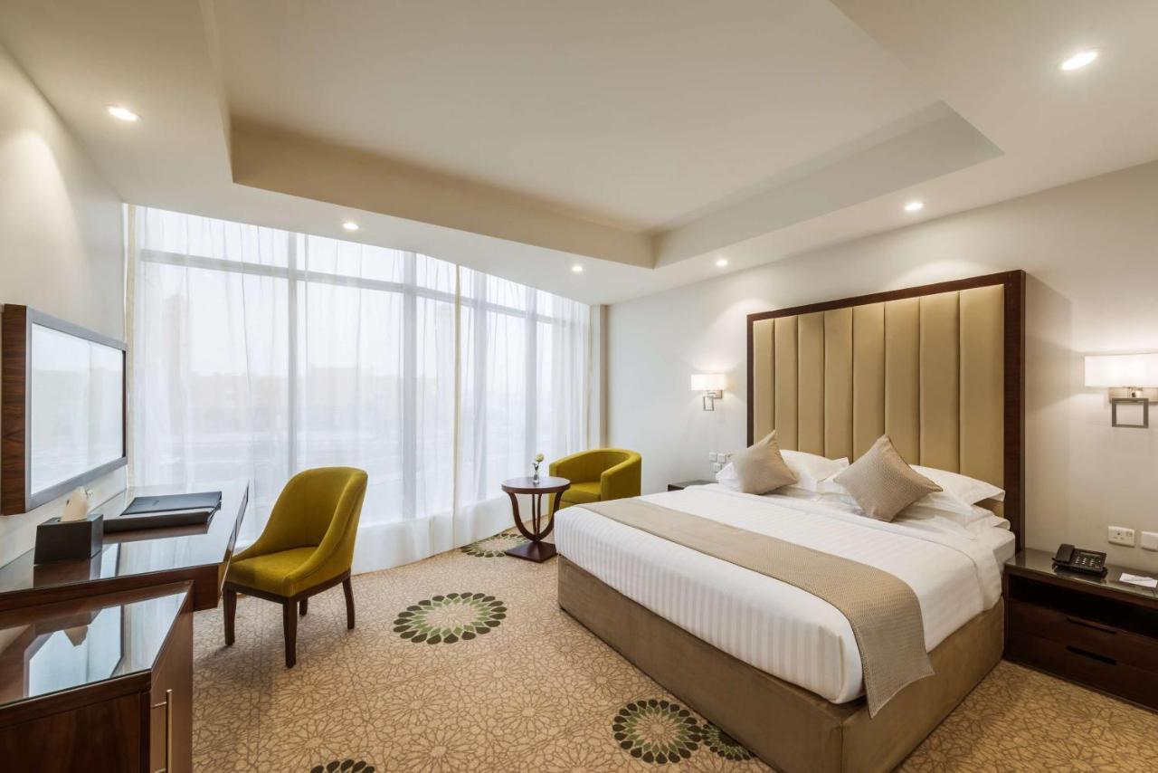 Best Western Plus Al Qurayyat City Center מראה חיצוני תמונה
