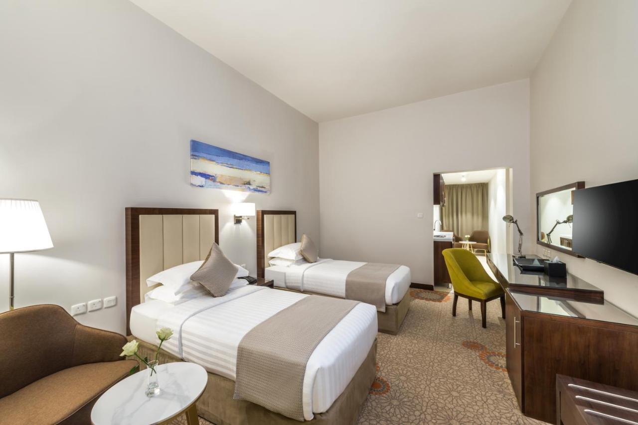 Best Western Plus Al Qurayyat City Center מראה חיצוני תמונה
