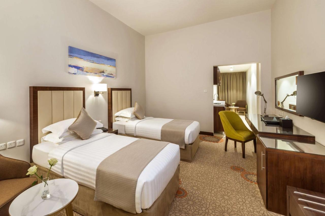 Best Western Plus Al Qurayyat City Center מראה חיצוני תמונה