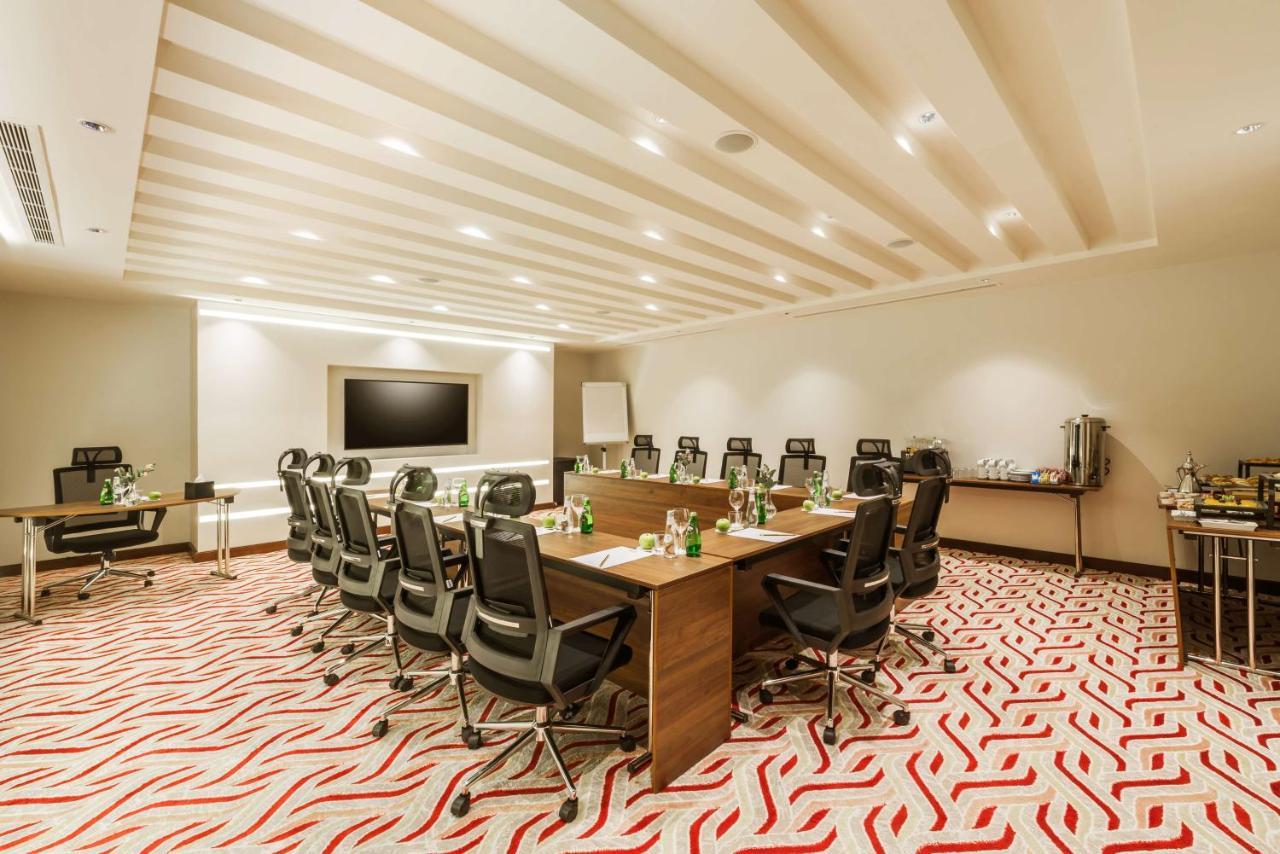 Best Western Plus Al Qurayyat City Center מראה חיצוני תמונה